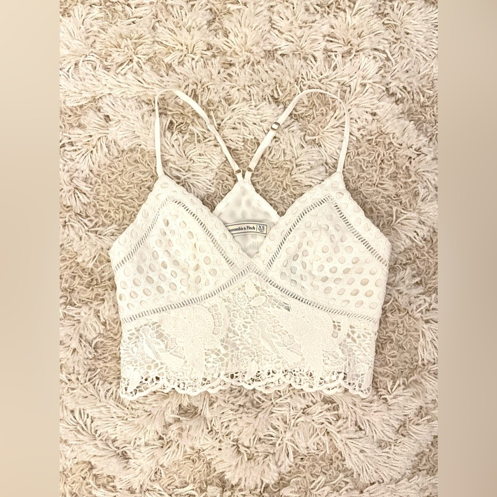 NWT Abercrombie & Fitch Women’s Crop Top Eyelet White